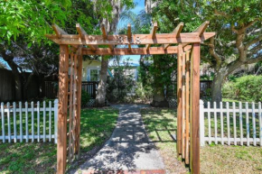 Vilano Cottage Unit A